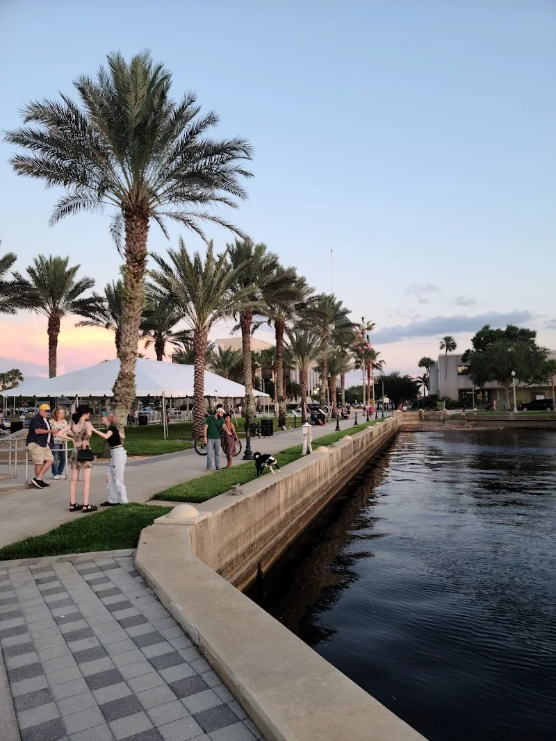 Sanford, FL