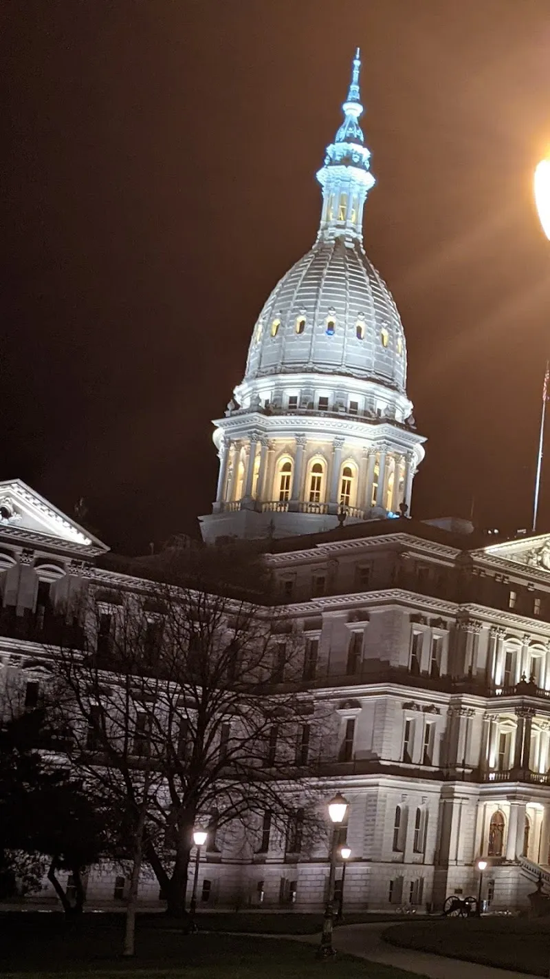 Lansing, MI